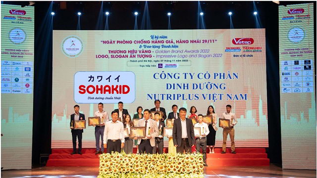 Công ty cổ phần dinh dưỡng Nutriplus Việt Nam đạt Top 10 Thương hiệu Vàng năm 2022